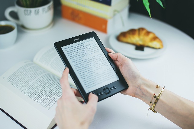 amazonの『Kindle』で隙間時間を有効活用、人生が豊かに。